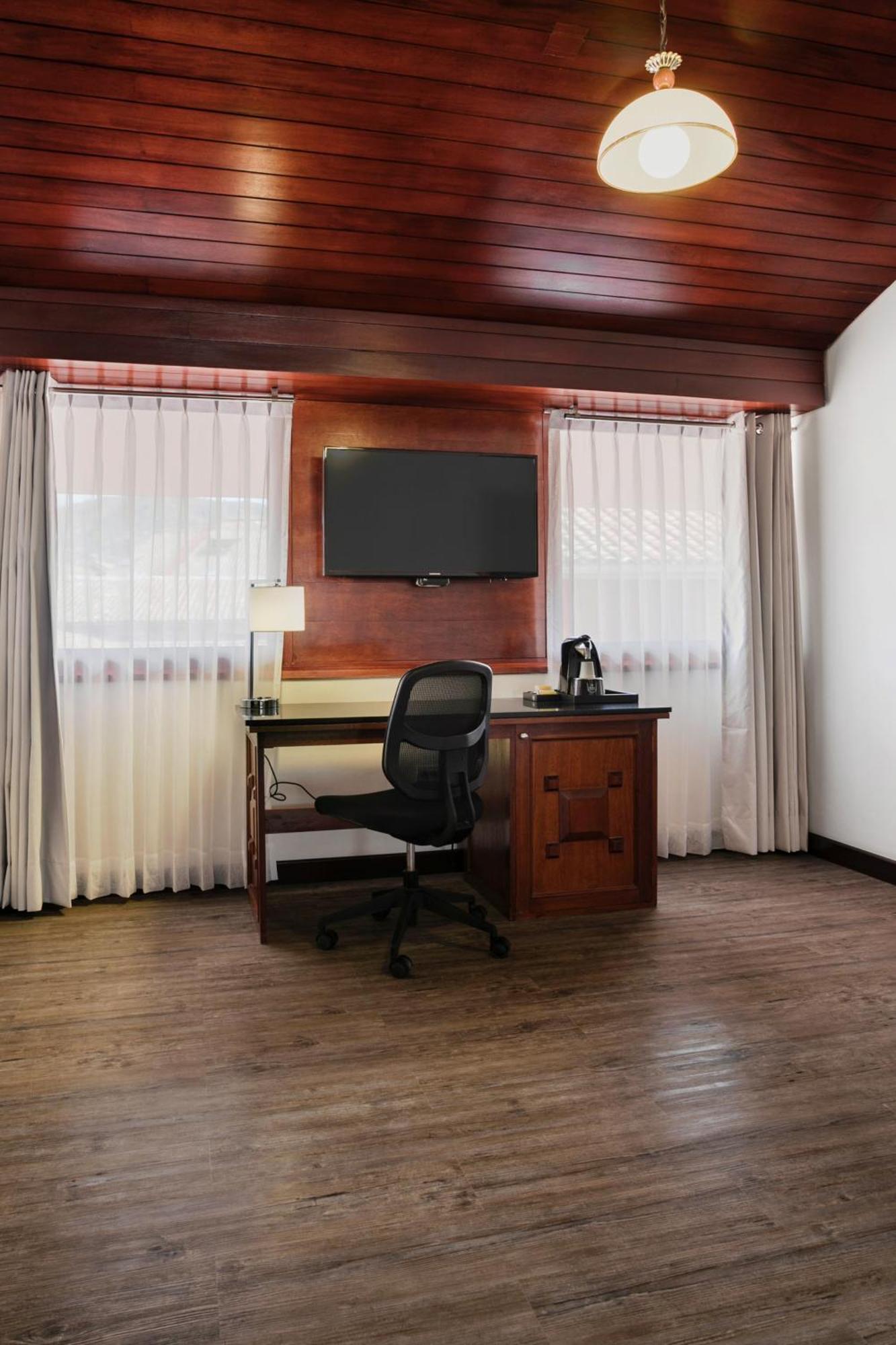 Costa Del Sol Wyndham 4*